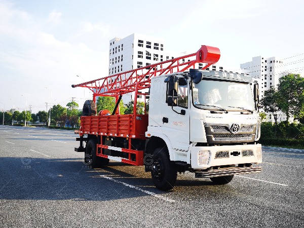 三環(huán)原裝四驅六缸汽車鉆機